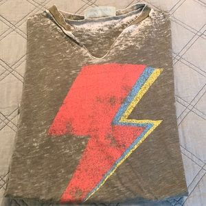 Vintage Havana graphic tshirt with lightening bolt